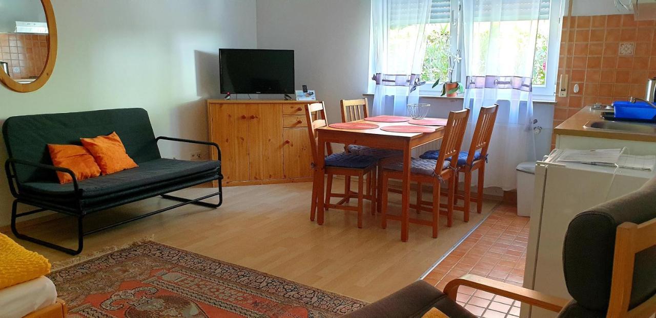 Apartmenthaus "Zum Lowen" Heidelberg - Ziegelhausen Extérieur photo