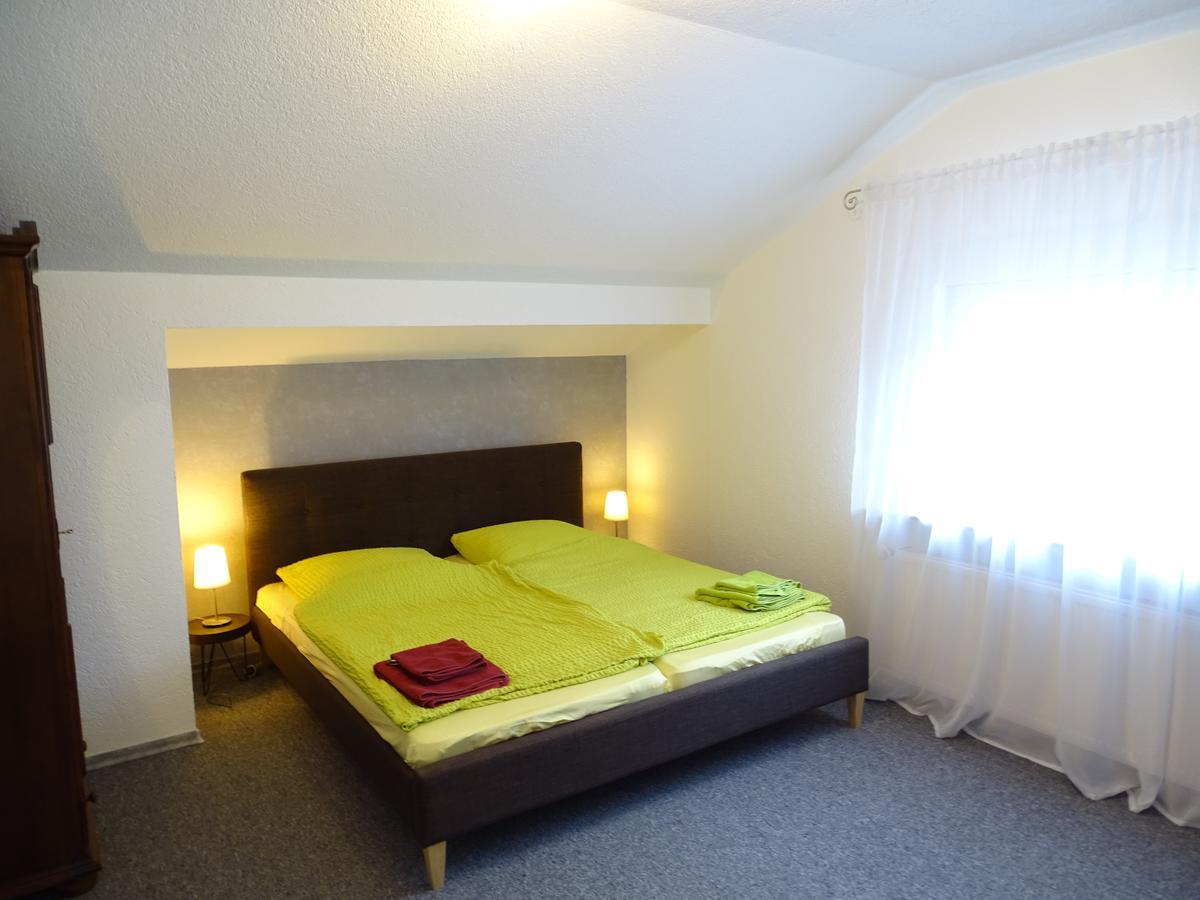 Apartmenthaus "Zum Lowen" Heidelberg - Ziegelhausen Extérieur photo